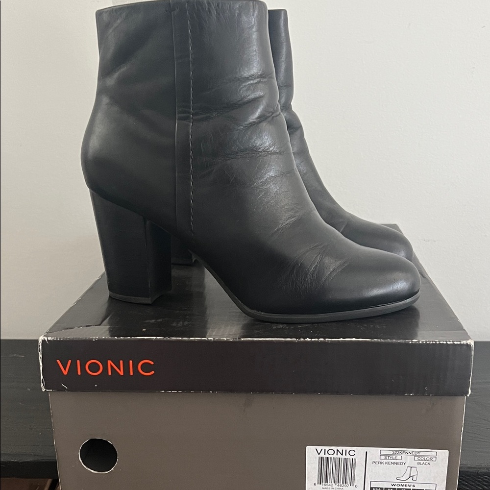 Vionic Perk Kennedy Women's Classic Black Heeled Boots